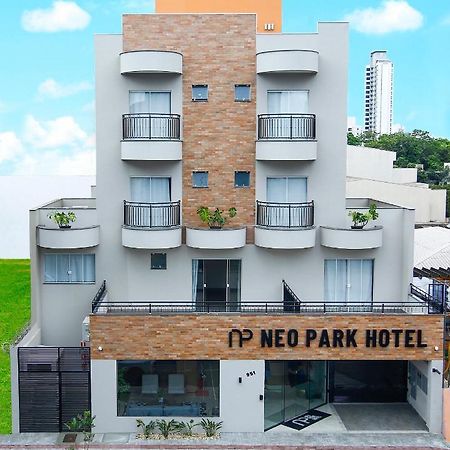 Neo Park Hotel Maringá Dış mekan fotoğraf